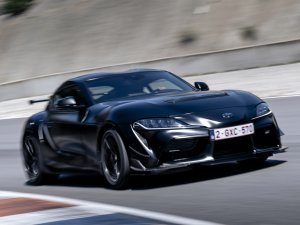 Laatste koopkans: deze Toyota heeft meer dan 441 pk en een handbak