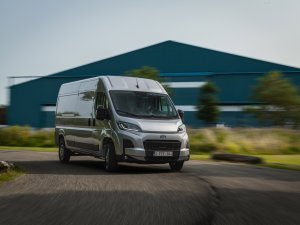 Toyota Proace Max: wat je moet weten over prijzen, specificaties en verschillen