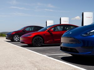 Tesla-rijders hebben amper profijt van nog snellere Superchargers (V4)