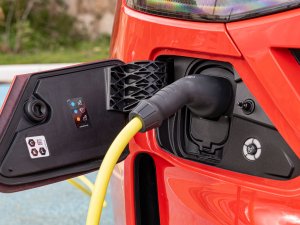 Volkswagens werkpaard eindelijk met stekker leverbaar