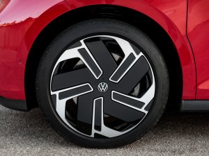 Test Volkswagen ID.Buzz LWB en GTX: zo bijten BMW-rijders zich stuk op en bestelbus