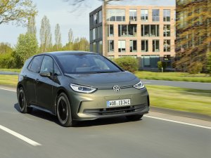 Zo worden alle ‘goedkope’ elektrische auto’s in 2025 minstens 3617 euro duurder