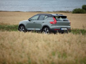 Waarom de elektrische Volvo XC40 Recharge plotseling 10.500 euro goedkoper is