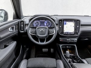 Volvo tegen Mercedes: wie bouwt de meest comfortabele hybride suv?