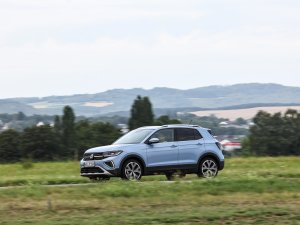 TEST- Op dit punt maakt de Dacia Duster gehakt van de Volkswagen T-Cross, Seat Arona en Kia Stonic