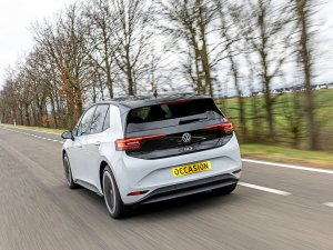 TEST tweedehands Volkswagen ID.3 vs. Hyundai Ioniq 5: verstandige tussendoortjes of beter laten staan?