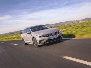 TEST tweedehands Volkswagen Passat Variant en Volvo V60: het is maar wat je premium noemt