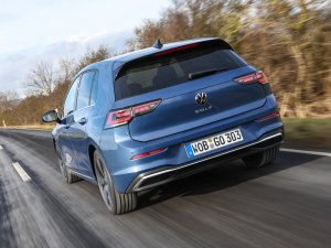 Waarom de Volkswagen Golf nog altijd de beste middenklasser op benzine is