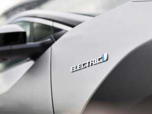 Wordt deze wereldwijd populairste Toyota elektrisch?