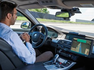 BMW heeft al 10 jaar gelijk over de zelfrijdende auto