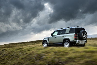 De minst dure Land Rover Defender is ook gelijk de krachtigste