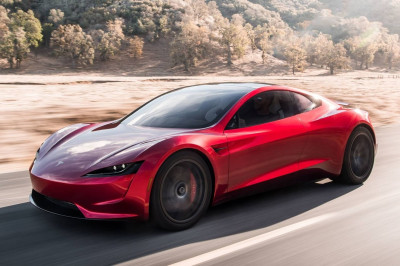 Elon Musk houdt 'Tesla Roadster kan vliegen'-onzin gewoon vol