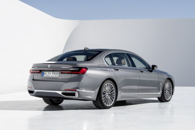 Facelift BMW 7-serie