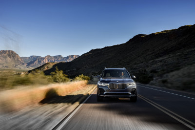 BMW X7 XDrive40i: Op zevenmijlslaarzen