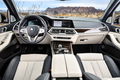 BMW X7 XDrive40i: Op zevenmijlslaarzen