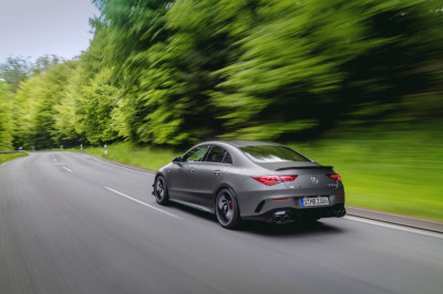 Waarom de Mercedes-AMG A 45 en CLA A 45 compacte supersportwagens zijn