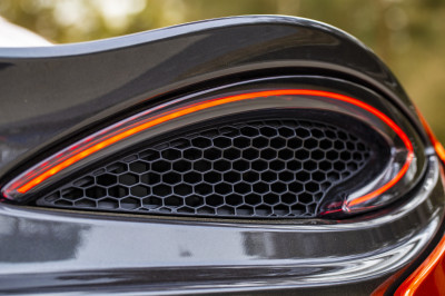 De McLaren 570S Spider is onweerstaanbaar