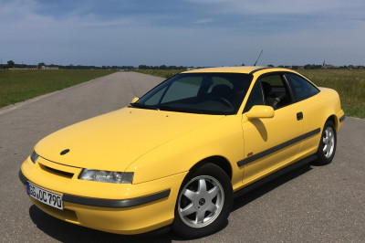 Rijden in vier Opel-klassiekers: Diplomat, GT, Ascona en Calibra