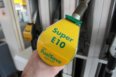 Een volle tank benzine gaat bijna 11 euro meer kosten - één ding kan dat nog voorkomen