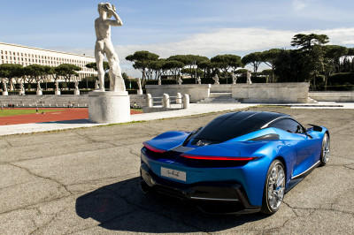 Elektrische Pininfarina Battista kost 2 miljoen