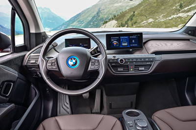 BMW i3 blijft in productie en krijgt groter accupakket