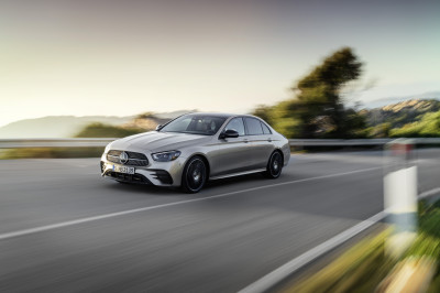 Nieuwe Mercedes E-klasse doet het omgekeerd