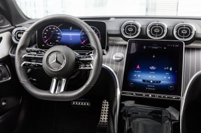Herken jij de nieuwe Mercedes C-Klasse tussen alle andere Mercedessen?