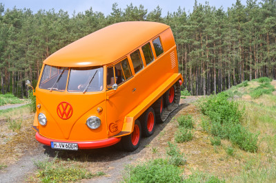 Deze stokoude T1-bus kan een heleboel wat de elektrische Volkswagen ID. Buzz niet kan
