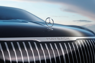 Mercedes-Maybach EQS: voor oliesjeiks en rappers met een groen randje