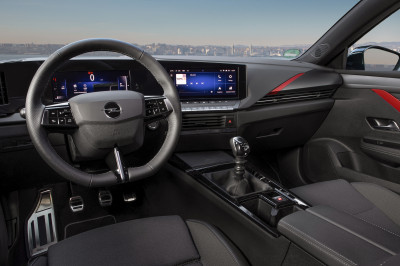 Eerste review nieuwe Opel Astra (2022) - Is dit écht een Duitse auto?