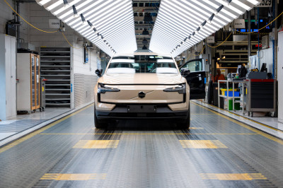 Waarom de Volvo EX30 plotseling dé favoriete auto van boomknuffelaars is