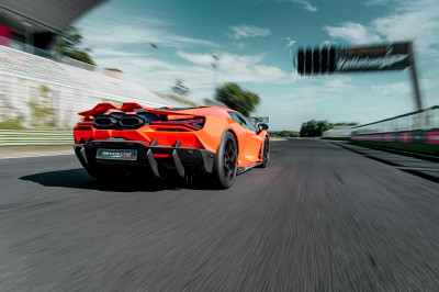 Lamborghini Revuelto test: met 1015 pk dendert supersportwagen nieuwe tijd binnen