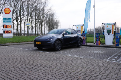 Tesla Model Y Standard (2025): actieradius gemeten bij 100 en 130 km/h