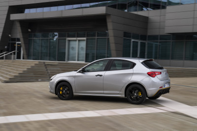 Stokoude Alfa Romeo Giulietta zegt na 11 jaar 'arrivederci'