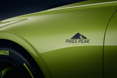 Bentley viert Pikes Peak-record met gelimiteerde Continental GT W12