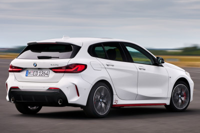 Test - De BMW 128ti zaagt aan de poten van de Ford Focus ST