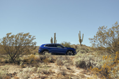BMW XM (Test): jij lacht, maar deze monsterlijke suv is niet aan te slepen