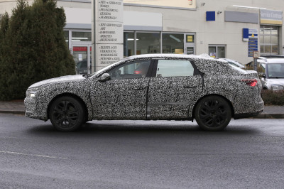 Het D-segment is dood! Maar toch komt de Citroën C5 terug
