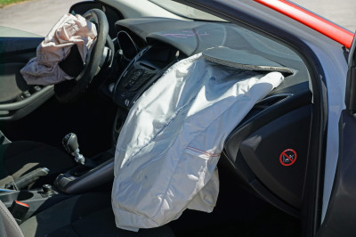 Rijverbod voor 1,7 miljoen auto’s wegens ontploffingsgevaar - zit jouw merk er ook tussen?