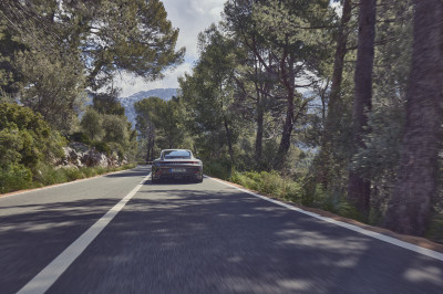De Porsche 911 GT3 Touring is voor muurbloempjes die van sturen houden