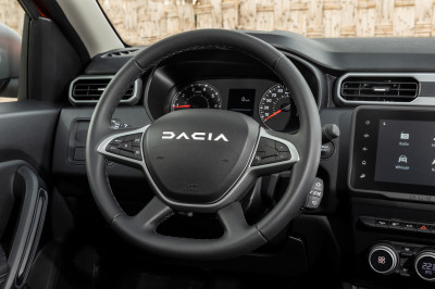 Dacia Duster 4x4: deze betaalbare vierwielaandrijver daagt dure Land Rovers uit