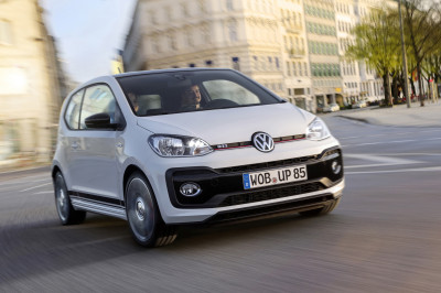 Up gaat uit productie (en goedkoopste Volkswagen kost voortaan 25.890 euro)