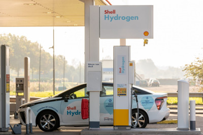 Waarom sluit Shell zijn tankstations voor waterstof?