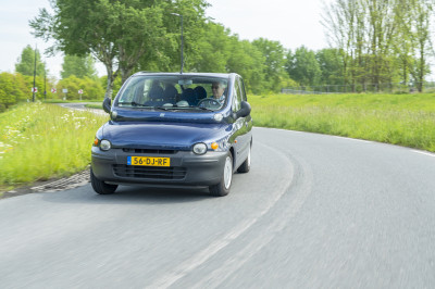 Huh? Iemand heeft vorige maand een nieuwe Fiat Multipla gekocht