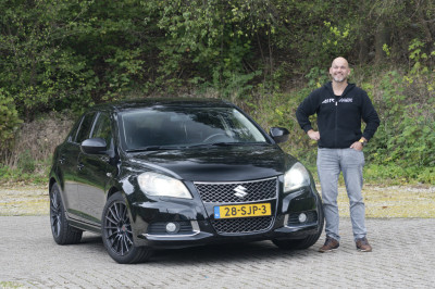 Tom over zijn bijzondere Suzuki: 'Hij trekt meer bekijks dan een Porsche'