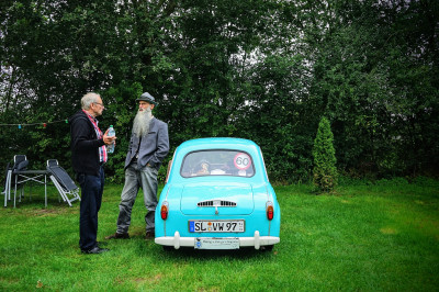 Dwergauto’s: kleine geluksbrengers op wielen