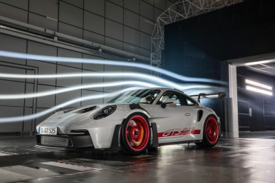 Hé achtervleugel, waar ga je met die Porsche 911 GT3 RS naartoe?
