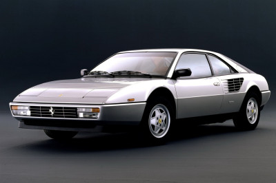 Brandweerduikers Amsterdam vinden Ferrari op bodem van het IJ