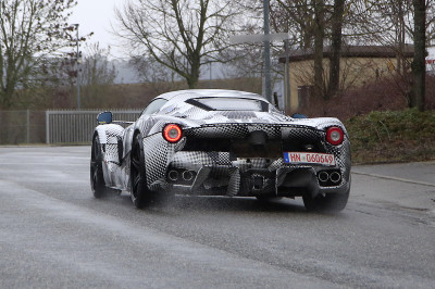 Wat verbergt Ferrari onder dit LaFerrari-prototype?