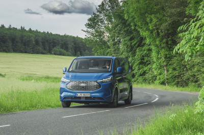 Review Ford E-Transit Custom (2024): dieselrijders krijgen Formule 1-gevoel